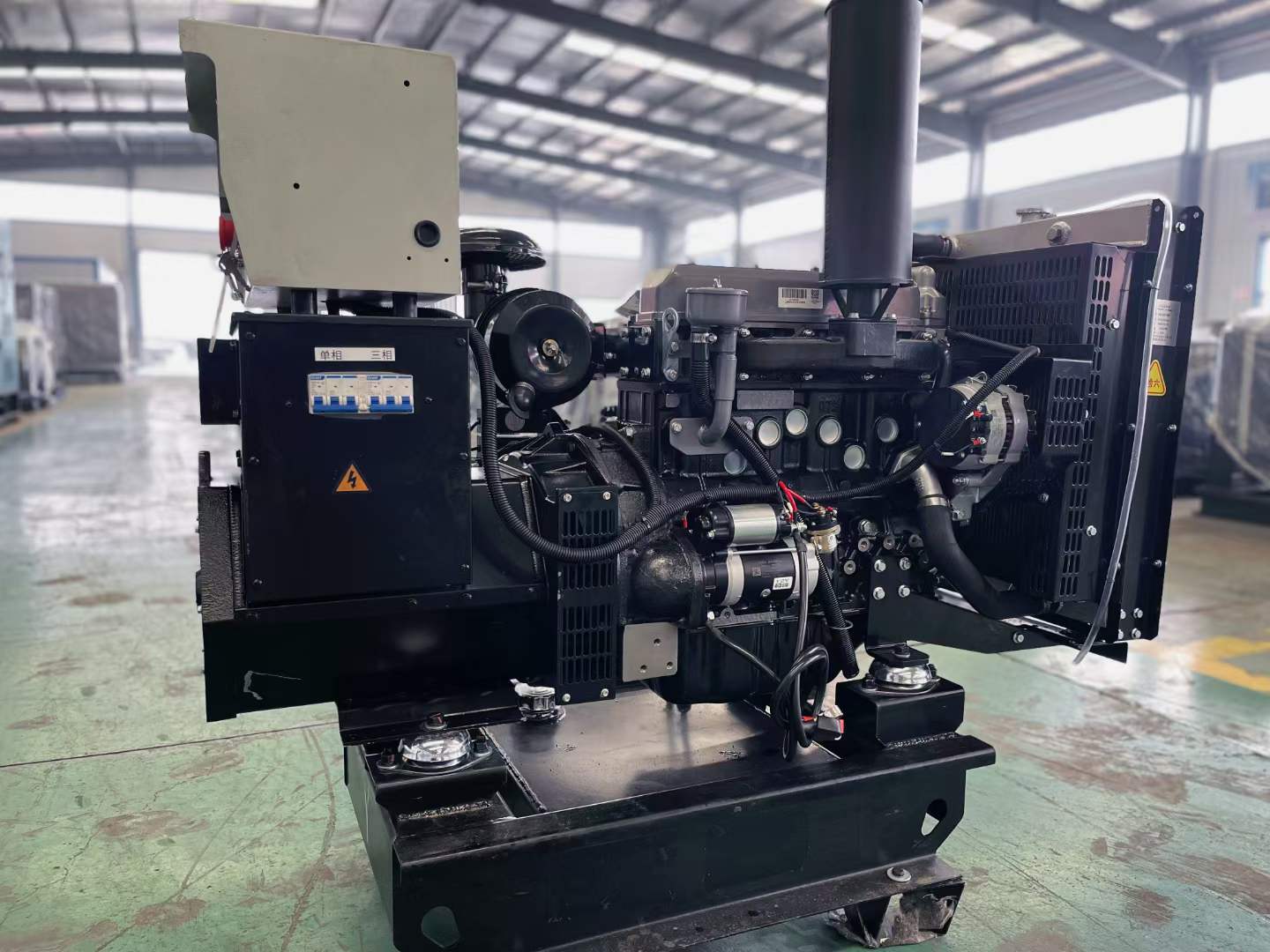 修文如何降低电感性负载对发电机的影响？