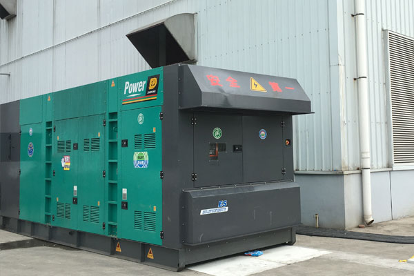 修文燃油滤清器的更换流程是怎样的？