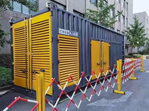 修文如何使用转速表检查发动机的转速？