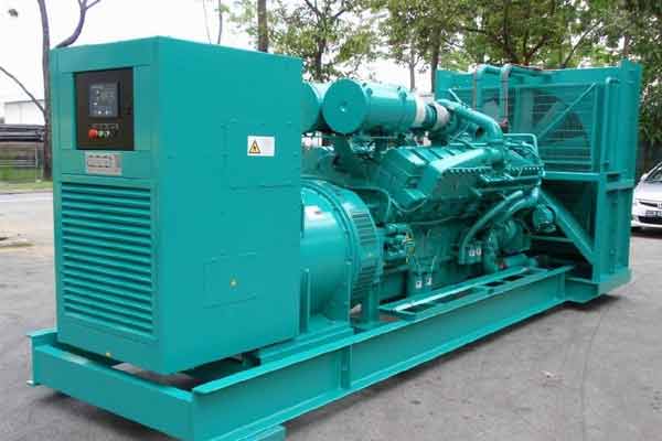 修文柴油发电机组电压不稳定怎样维修？