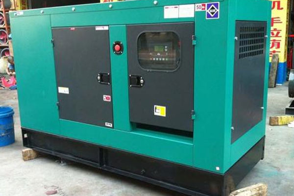 修文如何检查机油的使用时间？