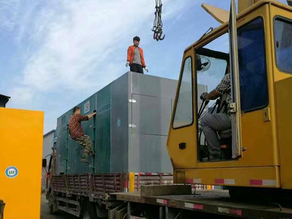 修文更换水冷式机油散热器密封件的操作流程是怎样的?